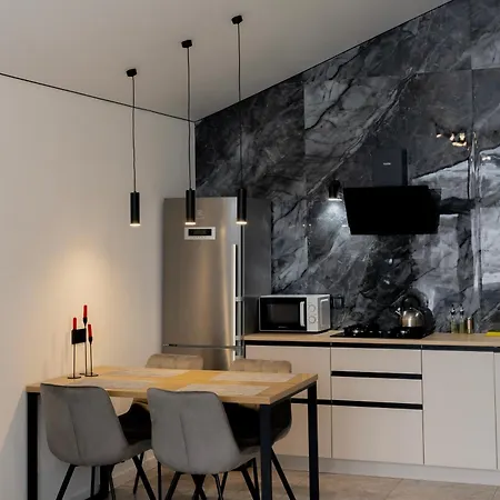 Black House * Slavske